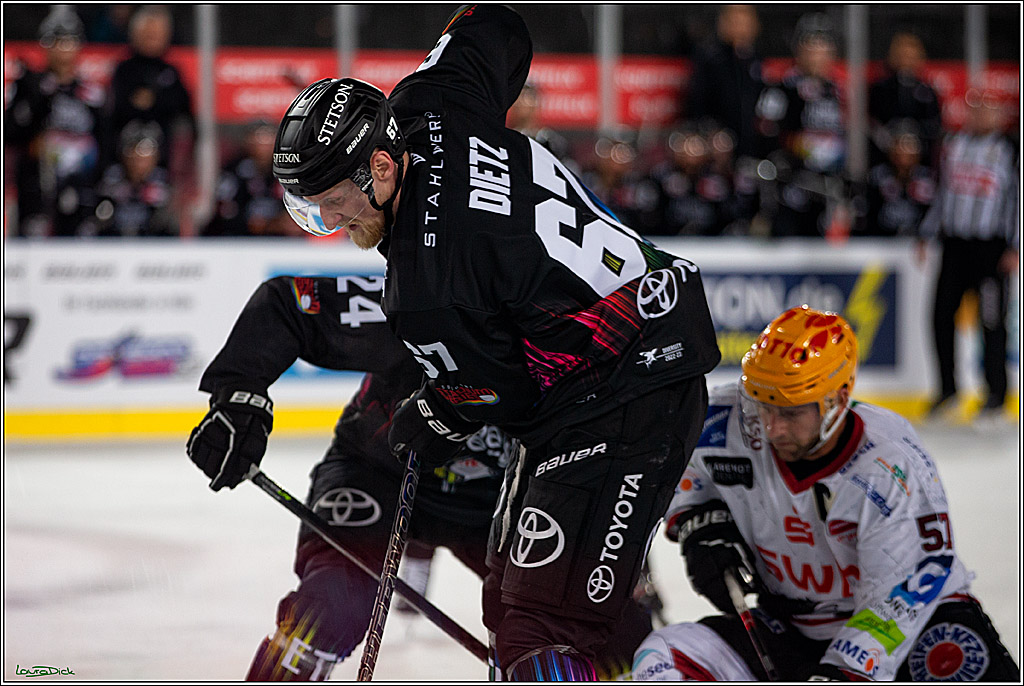 PENNY DEL; Koelner Haie- Fischtown Pinguins; Koeln, 22.12.2022